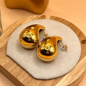Shiny Gold Earrings•Gift For Her•Trend Stud